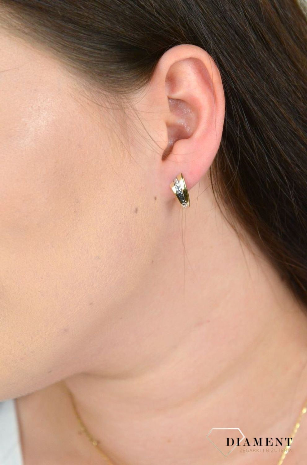 Złote kolczyki na prezent z białym złotem przez środek KL 7368.jpg